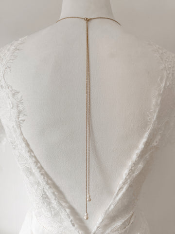 Collier de dos Noémie
